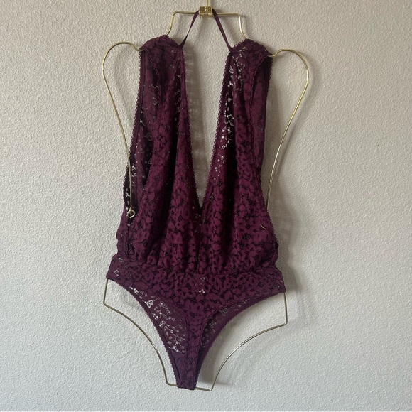 Victoria’s Secret Plunge Lace Teddy Bodysuit - Picture 4 of 6